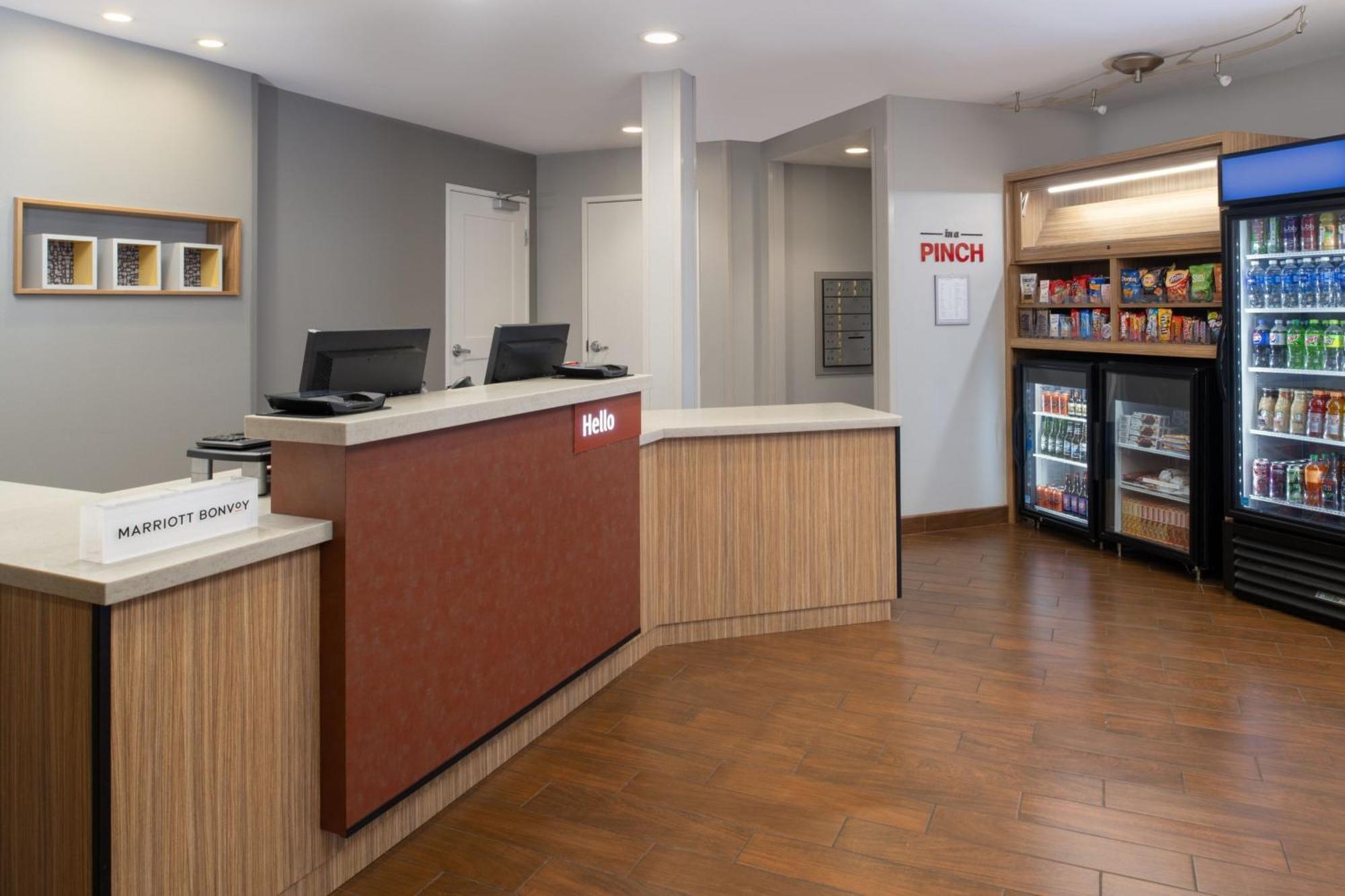 奥林匹亚万豪广场套房酒店 外观 照片